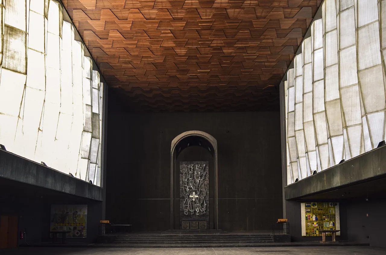 Modern chapel for a gospel choir Modern chapel for a gospel choir