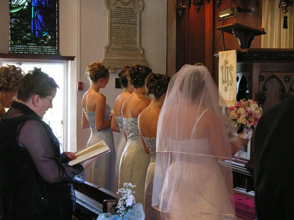 Cérémonie religieuse avec recueil de chants Cérémonie religieuse avec recueil de chants