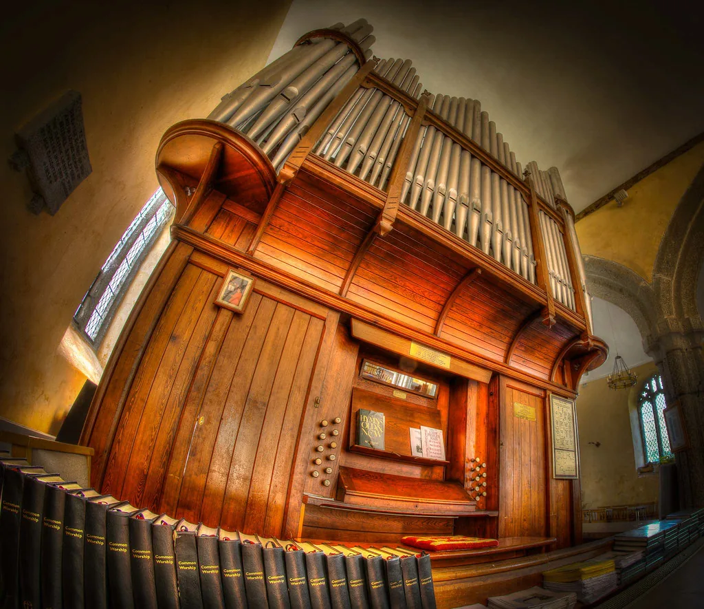 Organ and religious hymn books Organ and religious hymn books
