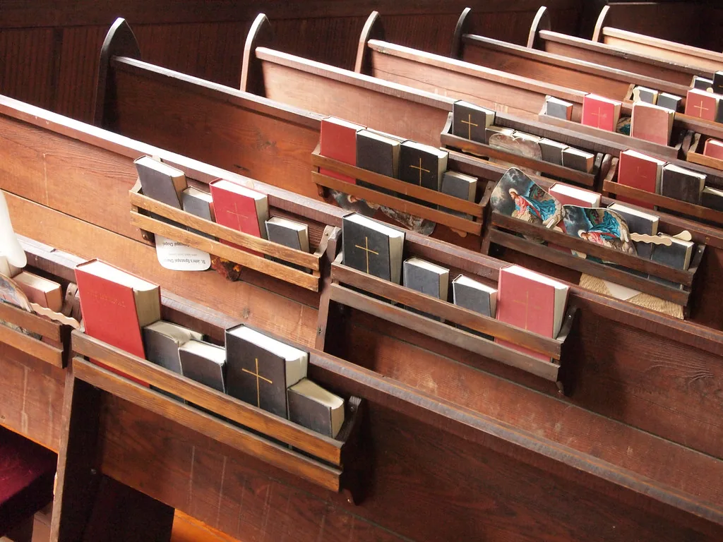 hymnals on church pews hymnals on church pews