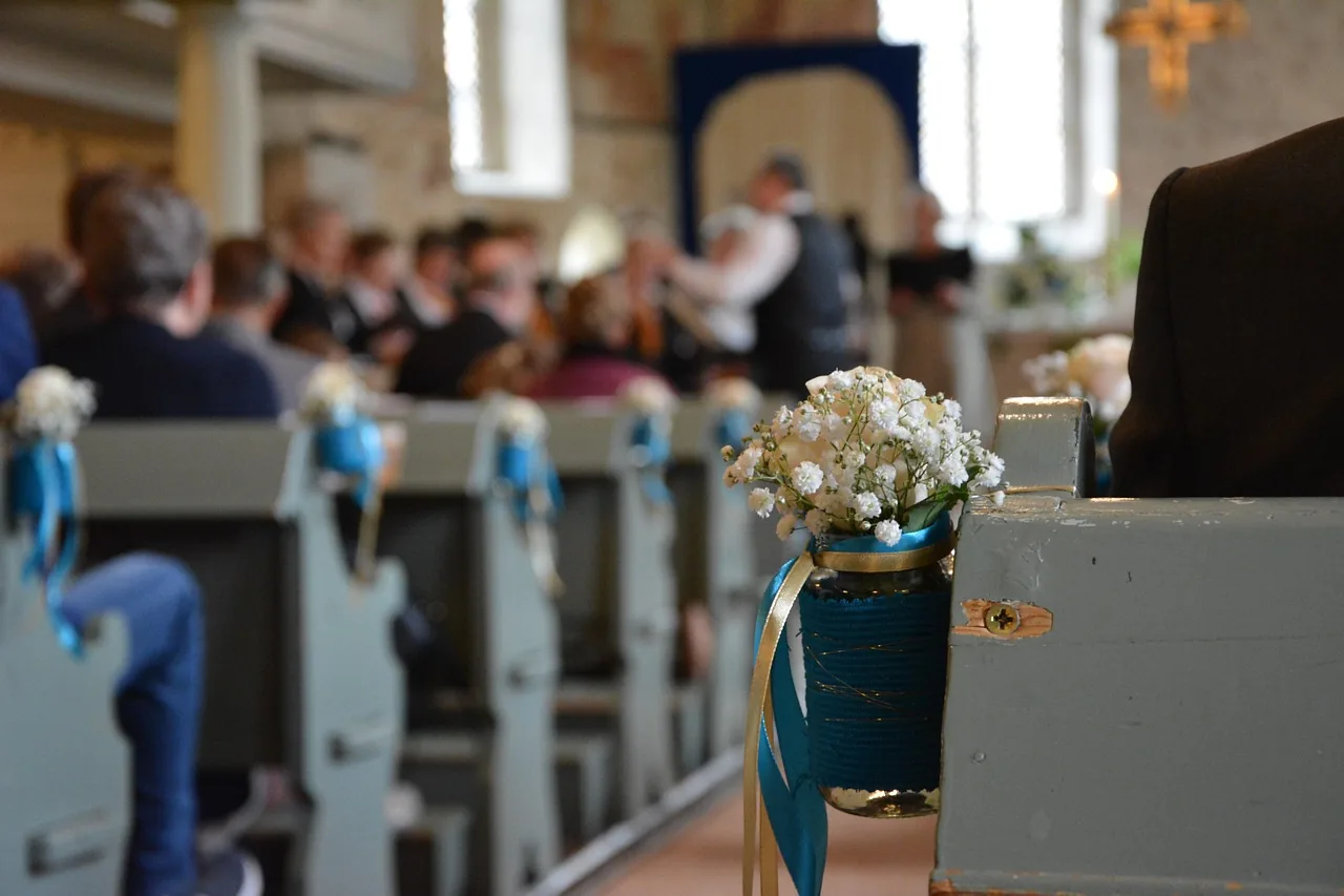 The Most Beautiful Religious Hymns for a Church Wedding