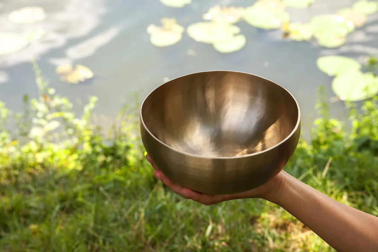 7 Metals of the Tibetan Singing Bowl: Myth, Reality and What to Check