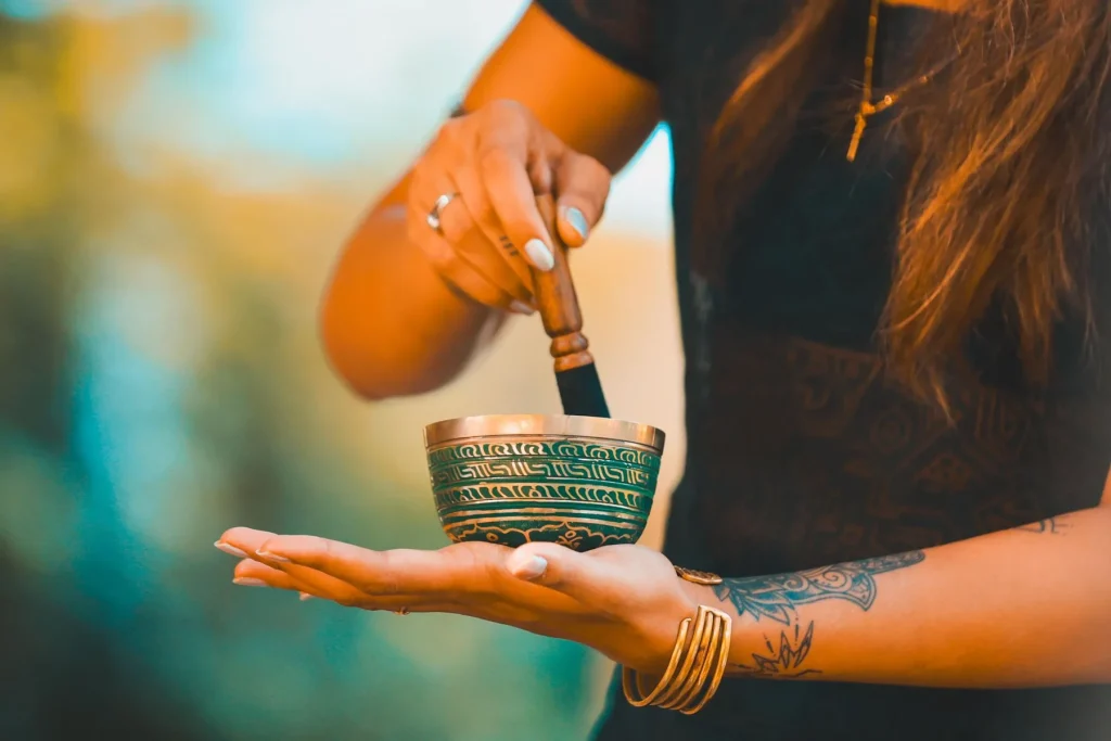 Where to Buy a Genuine Tibetan Bowl: Criteria and Good Places to Shop
