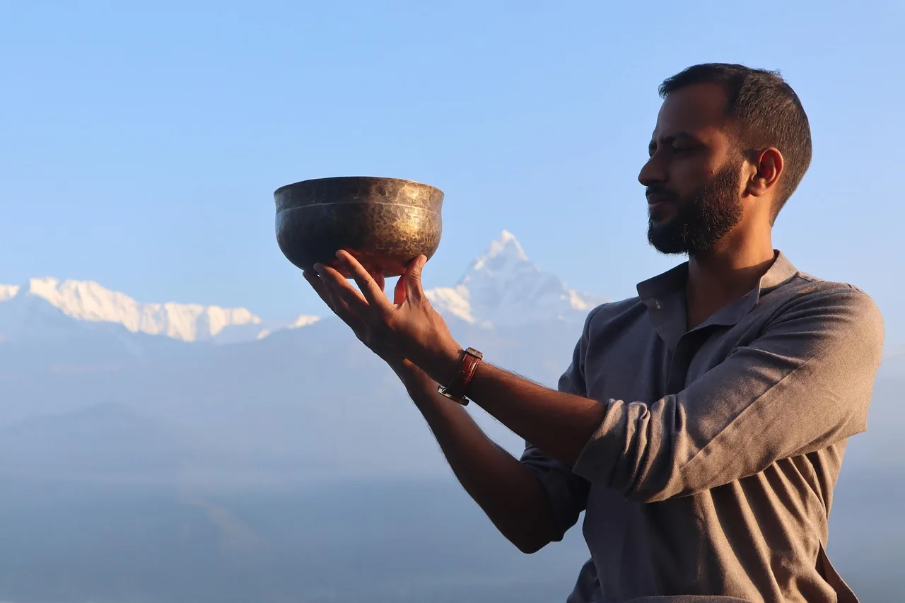 Tibetan singing bowl mountain meditation