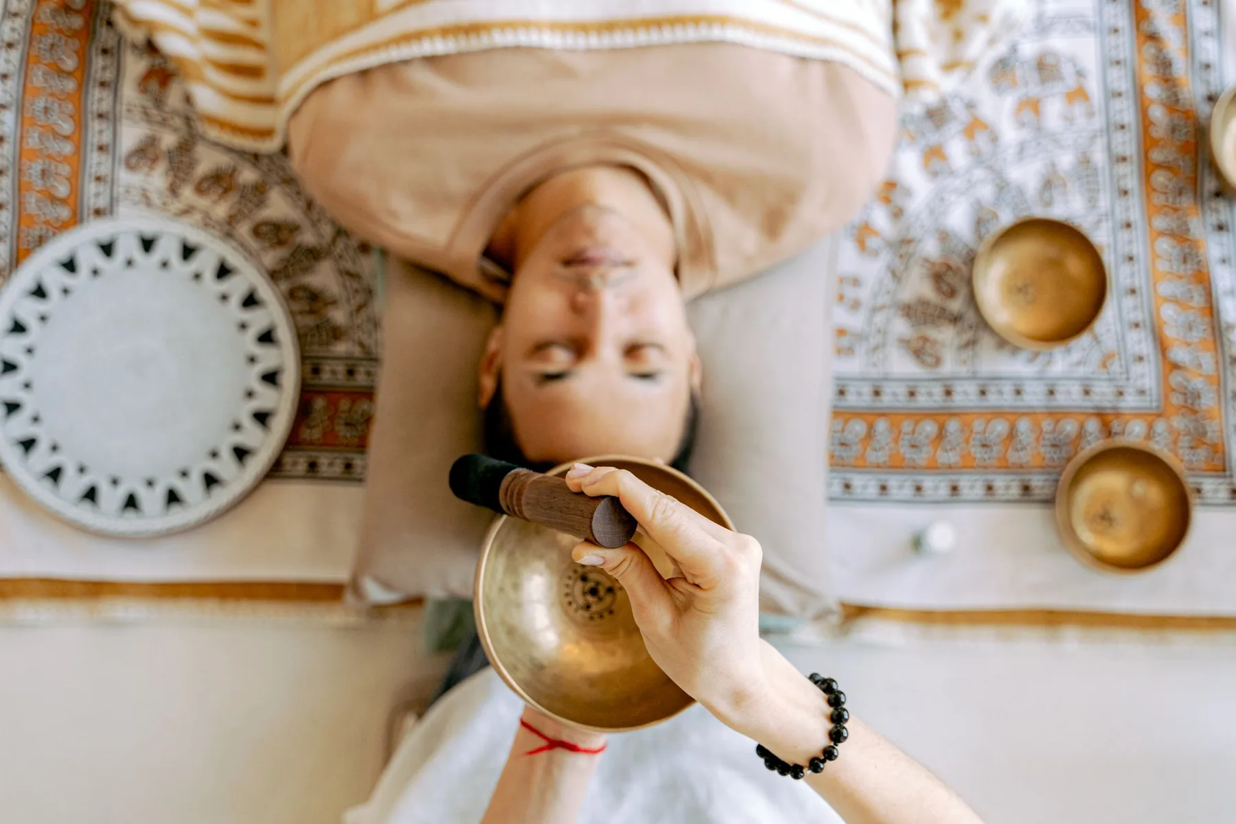 Tibetan singing bowl sound session
