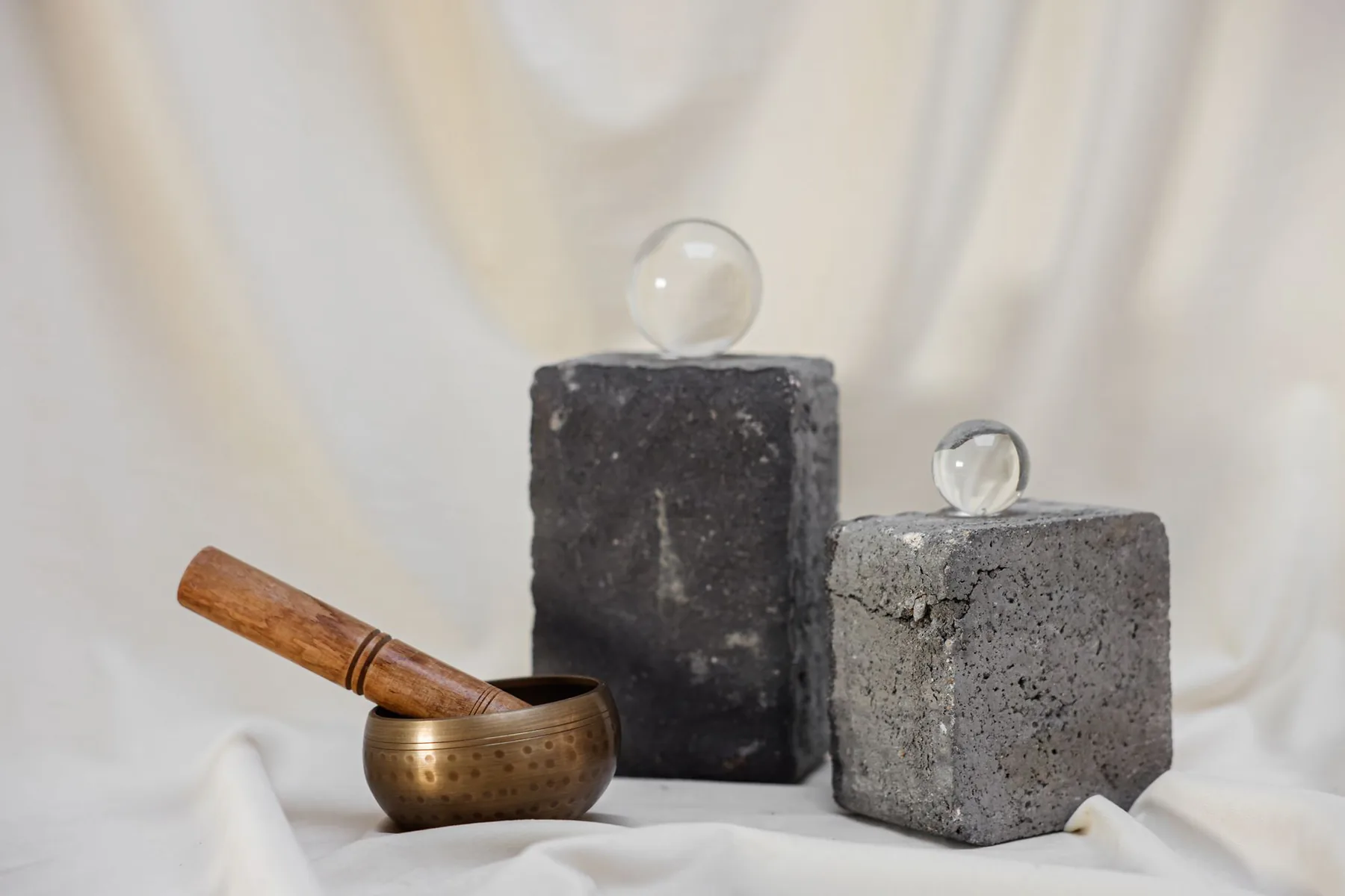 Tibetan singing bowl with sound mallet Tibetan singing bowl with sound mallet